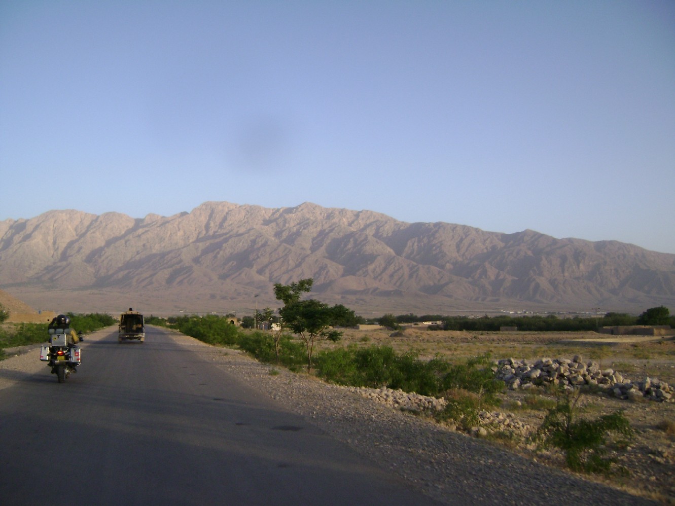 road from quetta.jpg